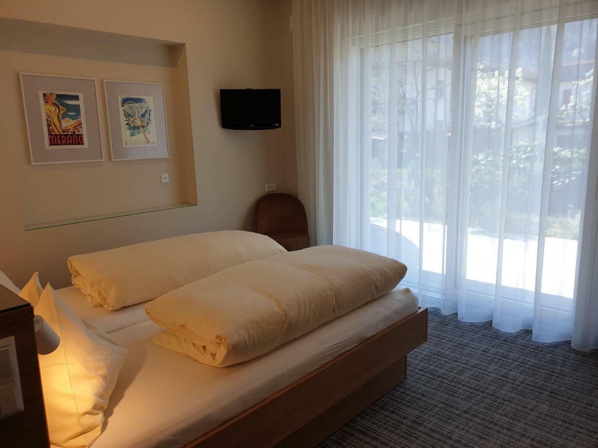 Bed&Breakfast Pension Hilpold Lana Exterior foto